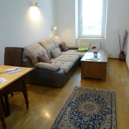 Charming, Central, Spacious Apartment Innsbruck Eksteriør billede