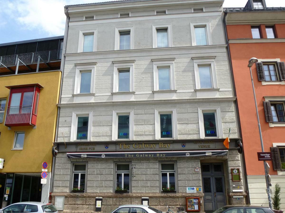 Charming, Central, Spacious Apartment Innsbruck Eksteriør billede