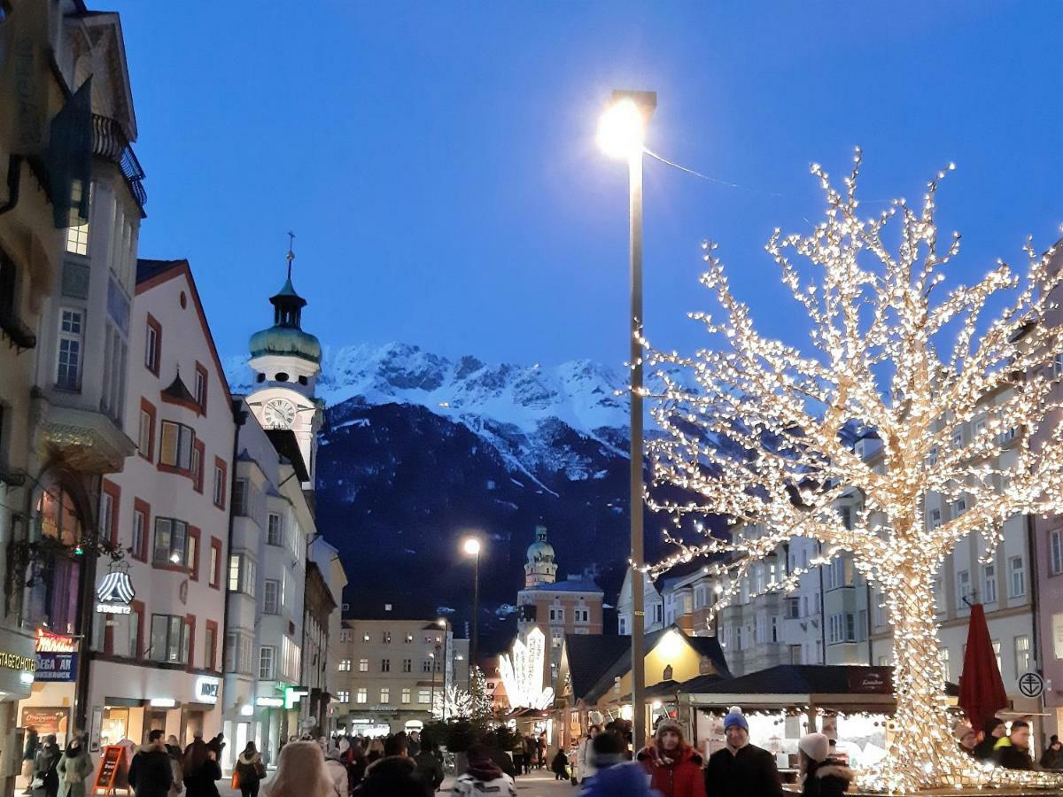 Charming, Central, Spacious Apartment Innsbruck Eksteriør billede